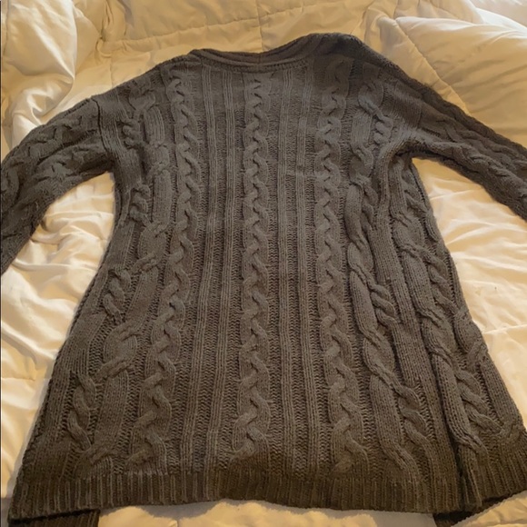 Women’s Gray cozy Cardigan 🤍 - Picture 4 of 4